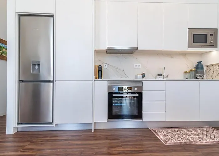 Apartman T2 Luxo Mobilado